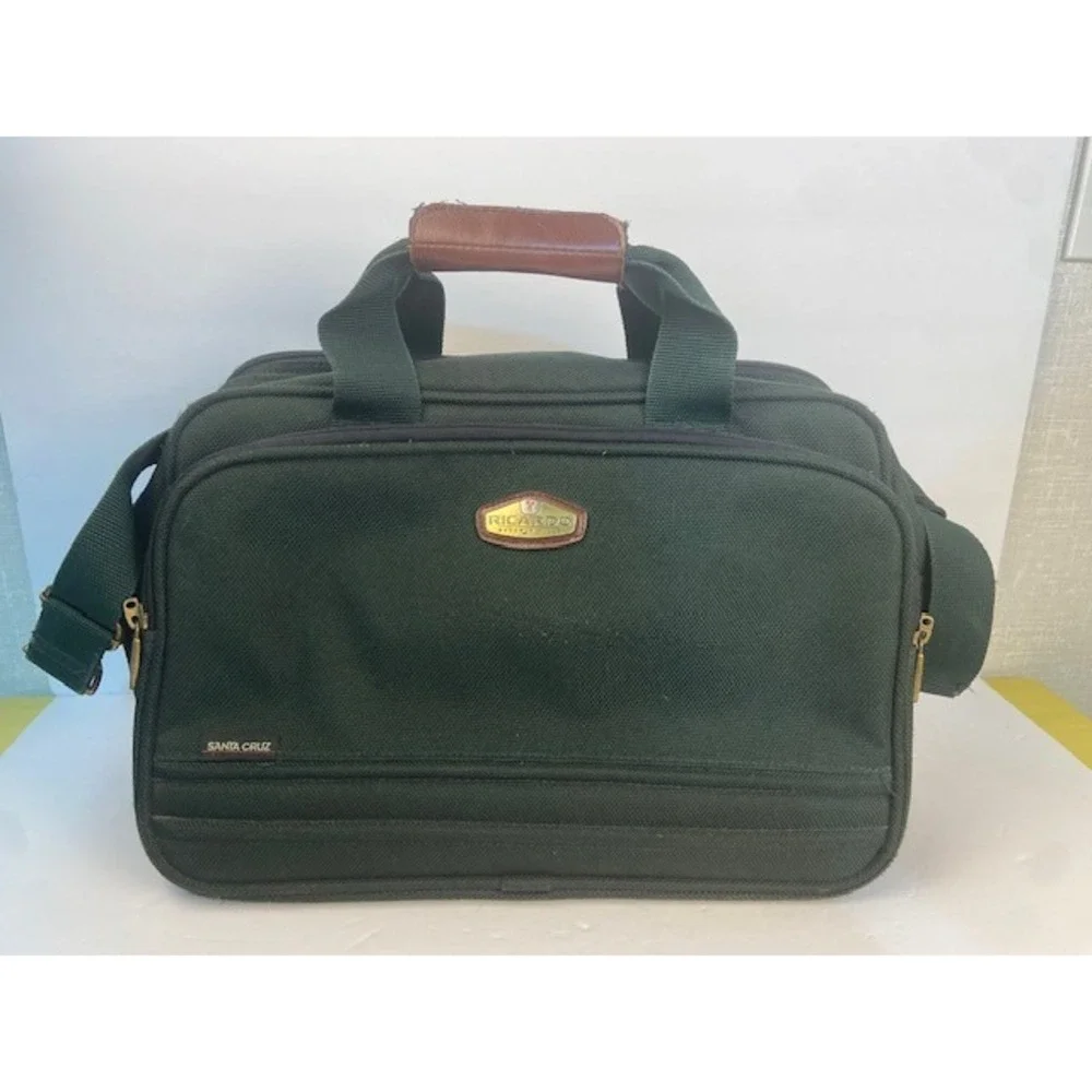 Ricardo Beverly Hills Santa Cruz Green Canvas Travel Bag Briefcase Carry On
